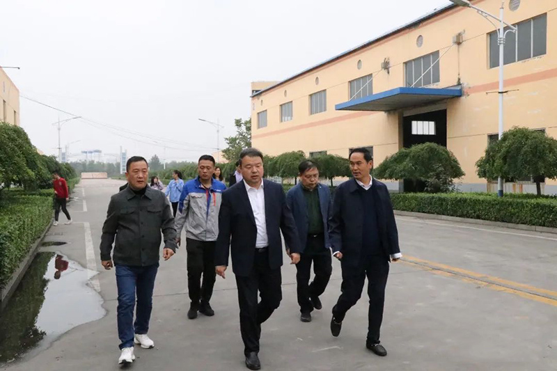濱州市市場(chǎng)監(jiān)管局張博局長(zhǎng)一行參觀考察藍(lán)標(biāo)檢測(cè)
